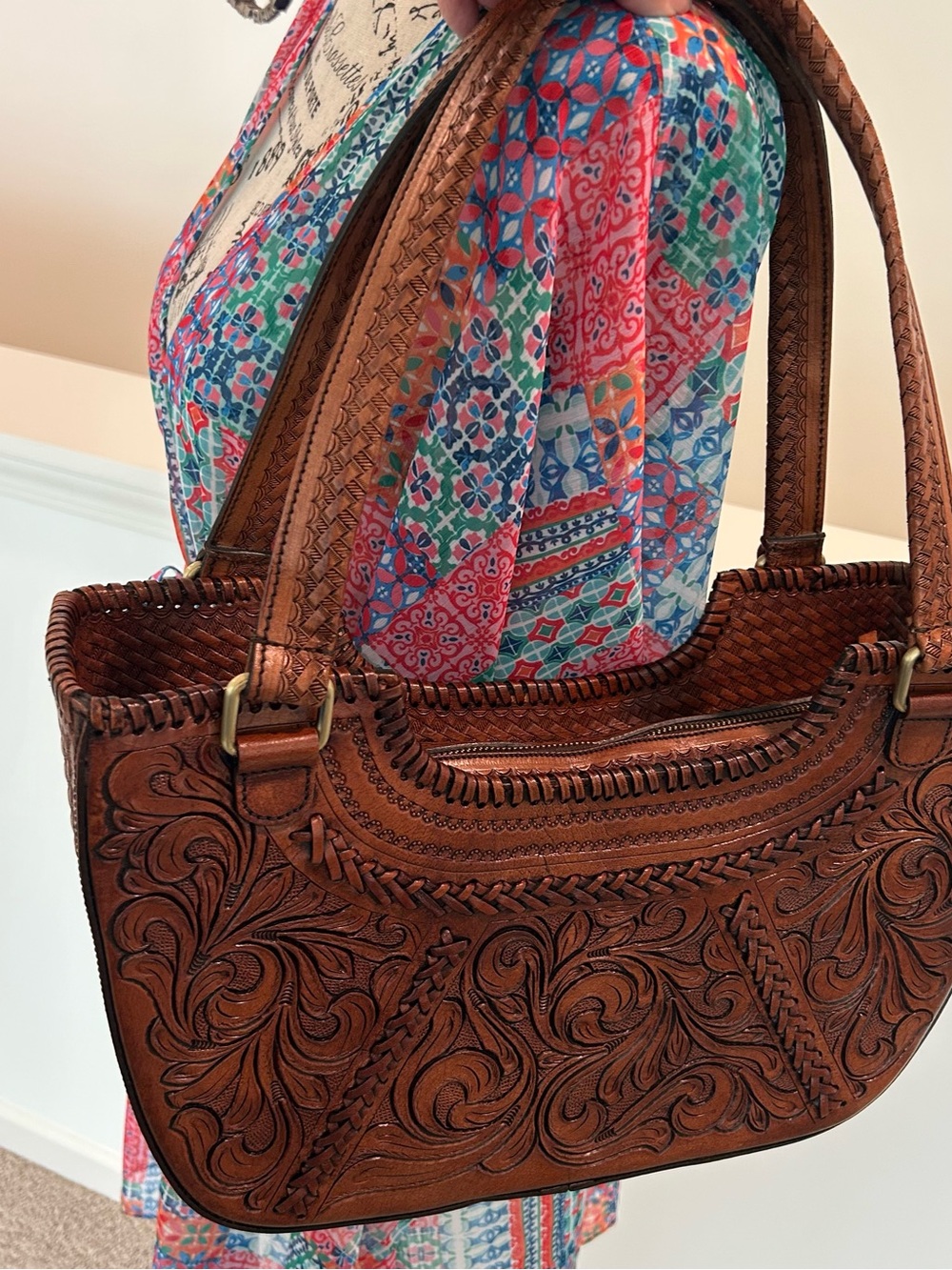 New Vilenca Hand-Tooled Leather Tote Bag - Brown - Picture 3 of 14